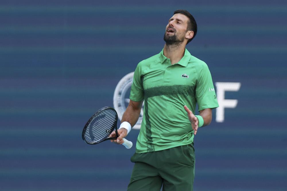 现出稳定的 现出稳定的